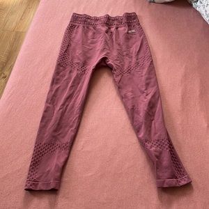 AYBL elevate seamless leggings size L.